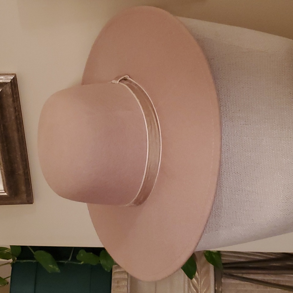 A New Day Wool Hat - Picture 5 of 8